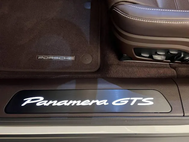 Porsche Panamera GTS