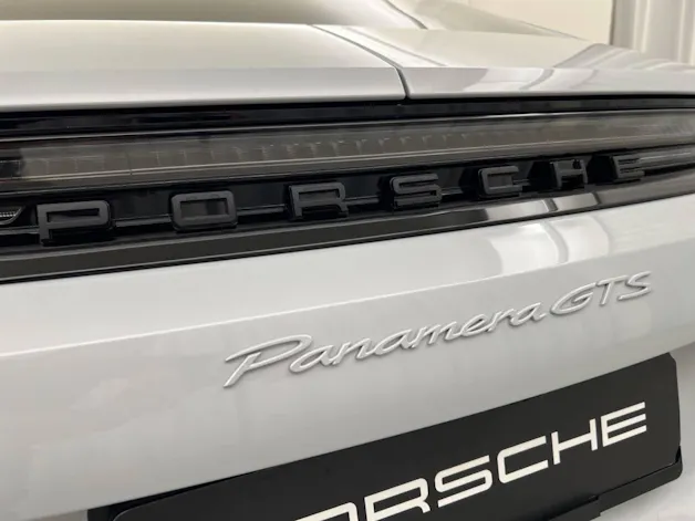 Porsche Panamera GTS