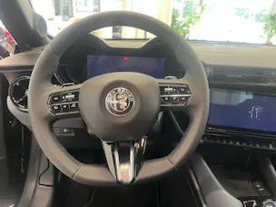 Alfa Romeo Junior 1.2 Ibrida