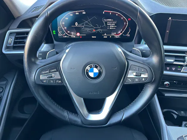 BMW 330d xDrive 48V Steptronic