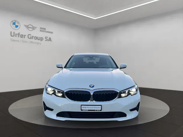 BMW 330d xDrive 48V Steptronic