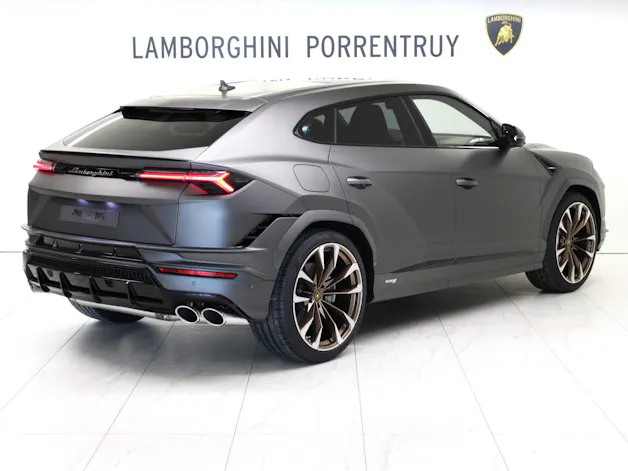 Lamborghini Urus S E-Gear