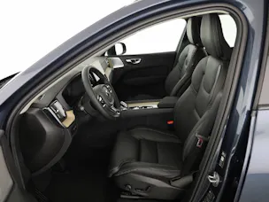 Volvo XC60 2.0 T8 TE Ultra Dark eAWD - Facelift MY2026