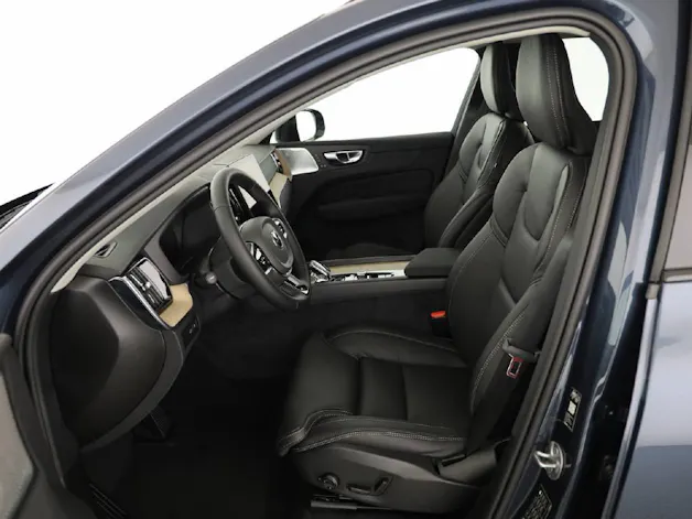 Volvo XC60 2.0 T8 TE Ultra Dark eAWD - Facelift MY2026