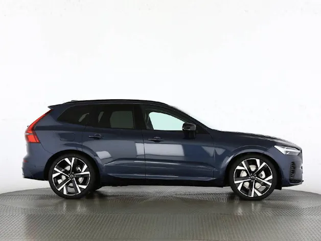 Volvo XC60 2.0 T8 TE Ultra Dark eAWD - Facelift MY2026