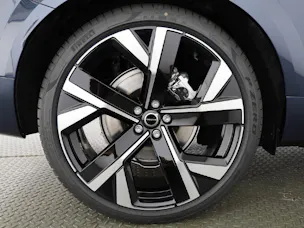 Volvo XC60 2.0 T8 TE Ultra Dark eAWD - Facelift MY2026