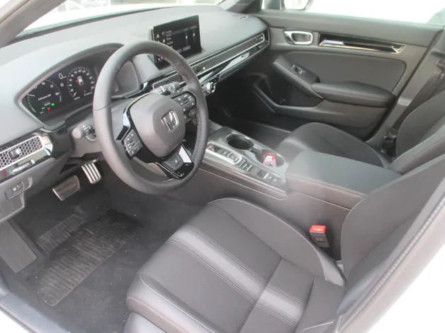 Honda Civic 2.0 i-MMD SPORT  - mit Aktionsleasing 1.9% möglich