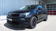 First vehicle image