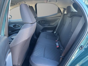 Vehicle image TOYOTA Yaris 1.5 VVT-i HSD Trend