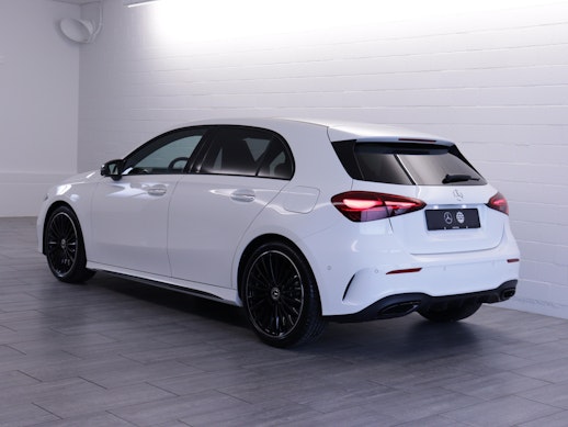 MERCEDES-BENZ A 200 Night Star AMG Line 3
