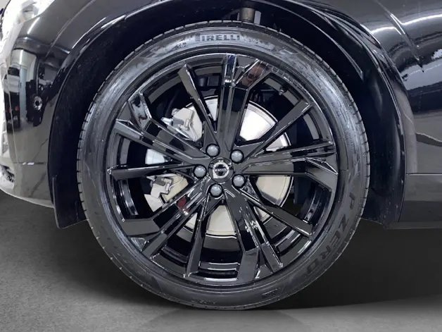 Volvo XC60 2.0 T8 TE XCENTRIC Black