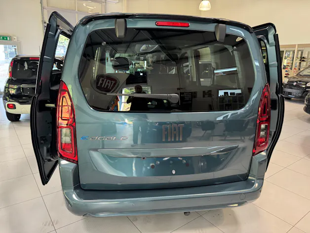 Fiat E-Doblò Elektro 100kW Lounge