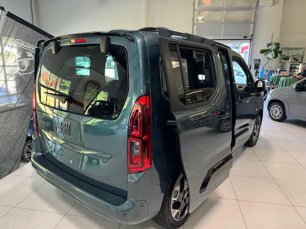Fiat E-Doblò Elektro 100kW Lounge