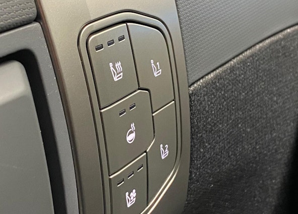 Vehicle image 8 Vehicle image 8