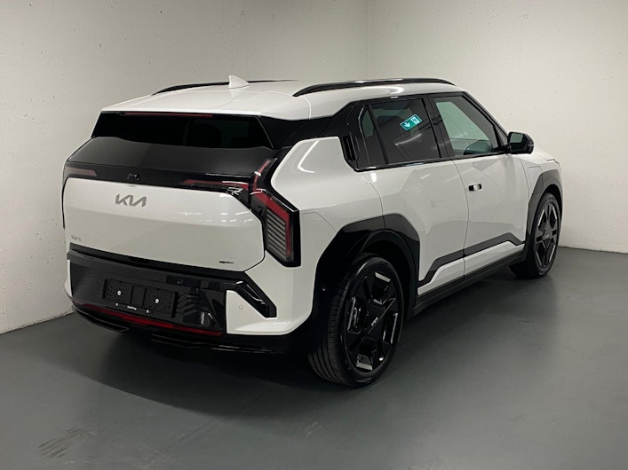 Vehicle image KIA EV3