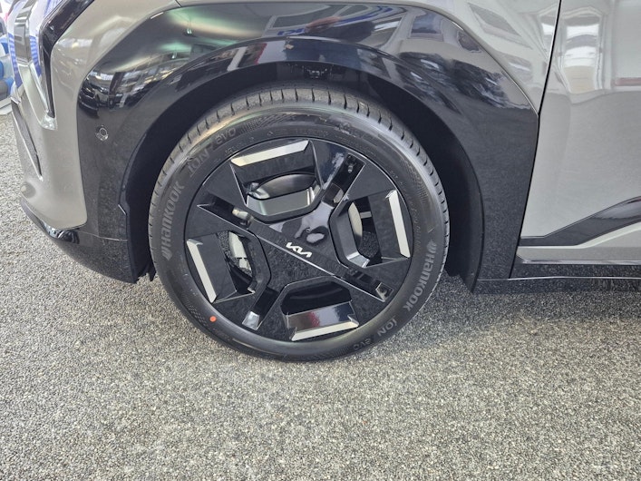 Vehicle image KIA EV3