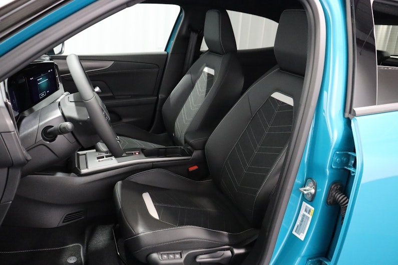 Vehicle image OPEL MOKKA