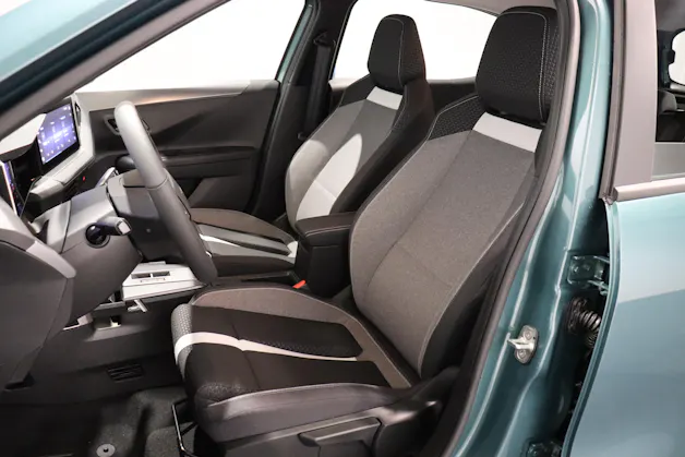 Opel Frontera 1.2 T HEV Edition