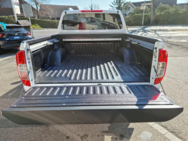Nissan Navara 2.3 dCi Double Cab N-Connecta