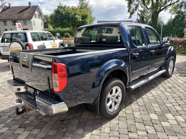 Nissan Navara 2.5 dCi Double Cab SE