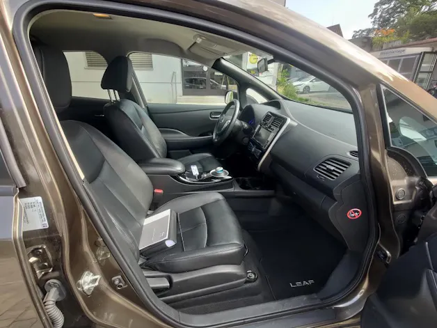Nissan Leaf Tekna 30 kWh