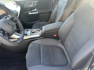 Mercedes-Benz GLA 250 Swiss Star AMG Line 4matic