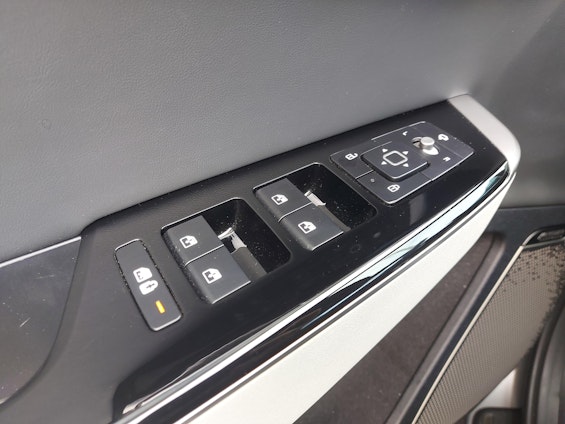 Vehicle image 21 Vehicle image 21