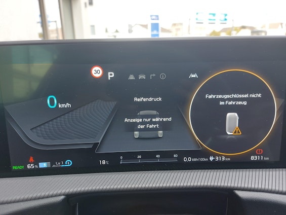 Vehicle image 18 Vehicle image 18