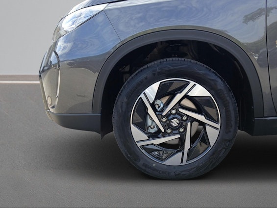 Vehicle image 8 Vehicle image 8