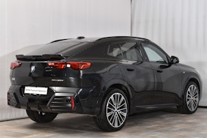 Fahrzeugbild BMW X2 20d xDrive paddles