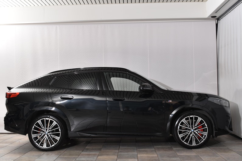 Vehicle image BMW X2