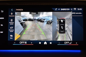 Fahrzeugbild BMW X2 20d xDrive paddles