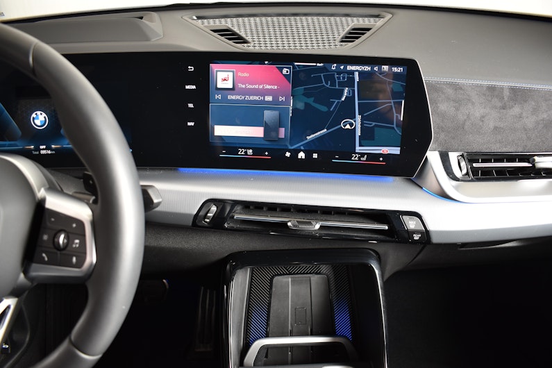 Vehicle image BMW X2