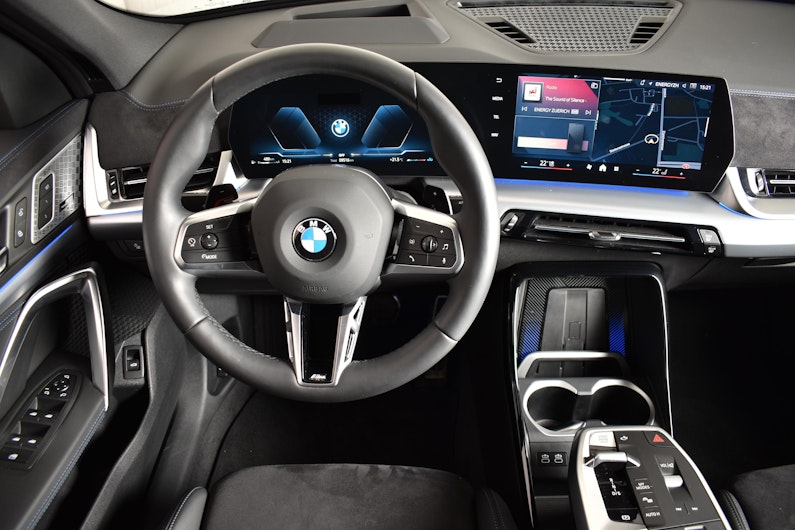 Vehicle image BMW X2