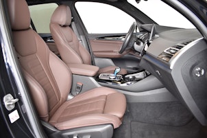 Vehicle image BMW iX3 E-Motor