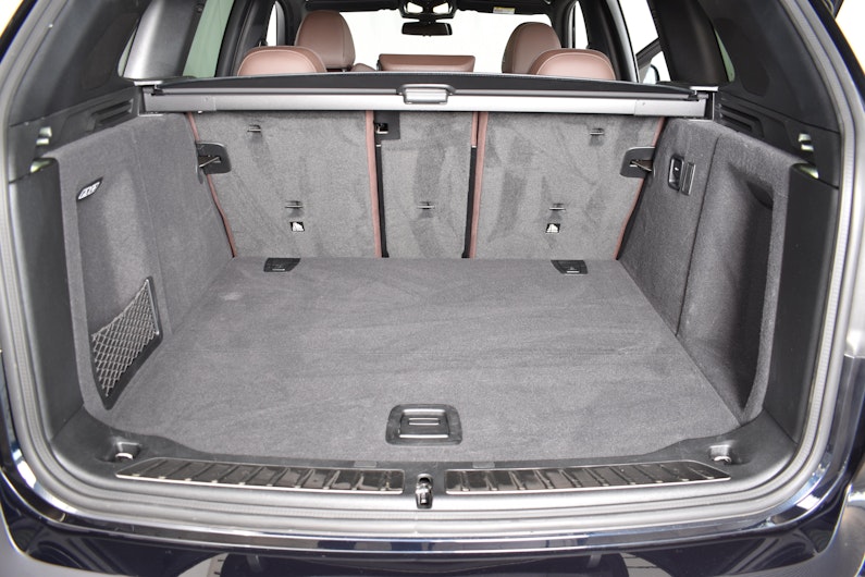 Vehicle image BMW iX3