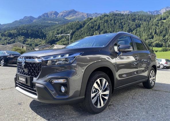 First vehicle image First vehicle image