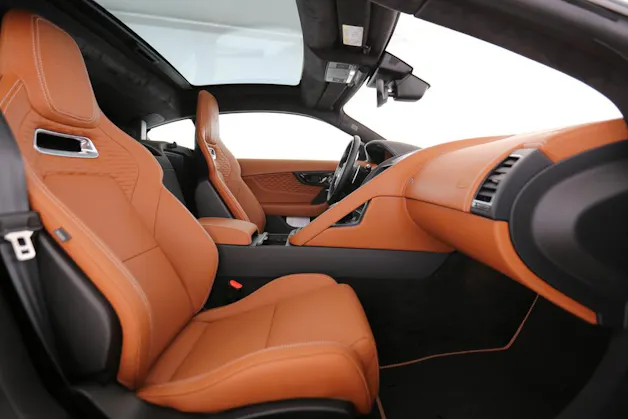 Jaguar F-Type Coupé 2.0 R-Dynamic