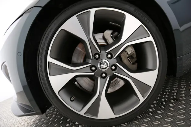 Jaguar F-Type Coupé 2.0 R-Dynamic