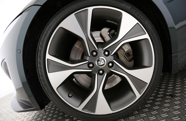 Vehicle image 9 Vehicle image 9