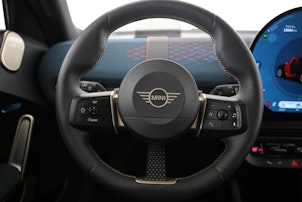 Vehicle image MINI Aceman J05 SE