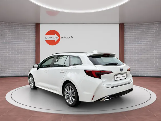 Toyota Corolla Touring Sports 1.8 HSD Comfort inkl. Gratisservice 4 Jahre / 60000 Km ab 1. IV