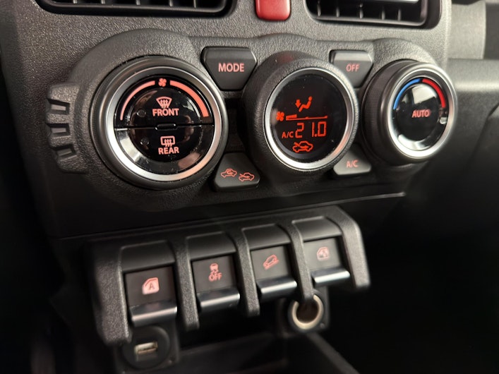 immagine del veicolo SUZUKI JIMNY