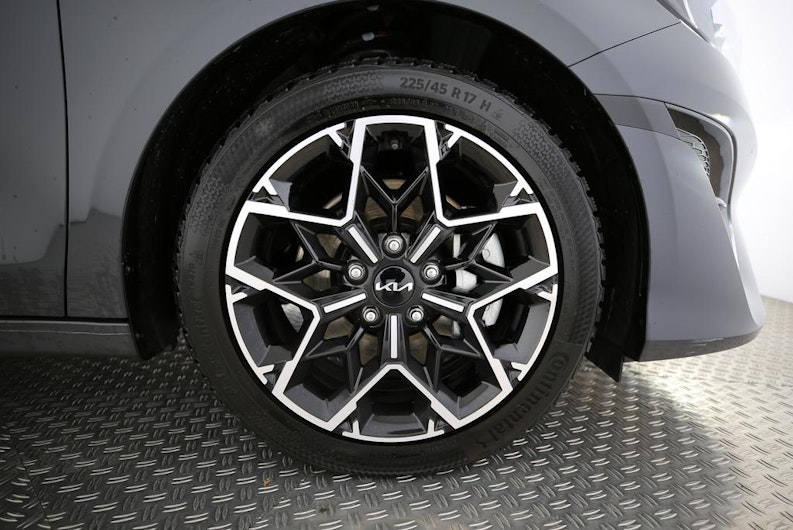 Vehicle image KIA CEED