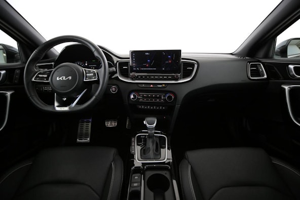 Vehicle image 4 Vehicle image 4