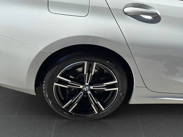 BMW 320d xDrive Touring