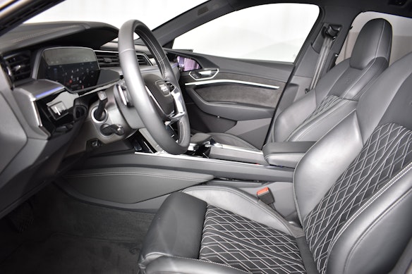 AUDI e-tron 55 quattro 2