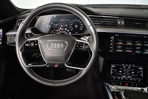 Vehicle image AUDI e-tron 55 quattro