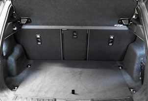 Vehicle image LAND ROVER Range Rover Evoque 1.5 T 270e S  / 4 Roues d'hiver inclues