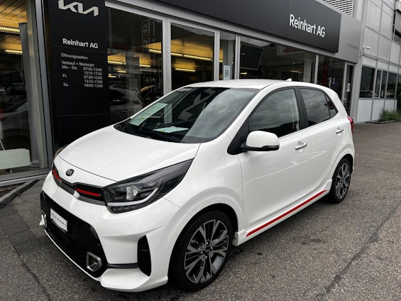 First vehicle image First vehicle image